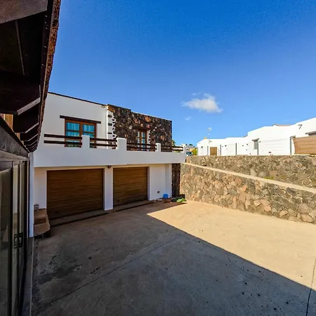 Villa Volcan2 Rural Private Pool La Oliva By Holidays Home Exterior photo